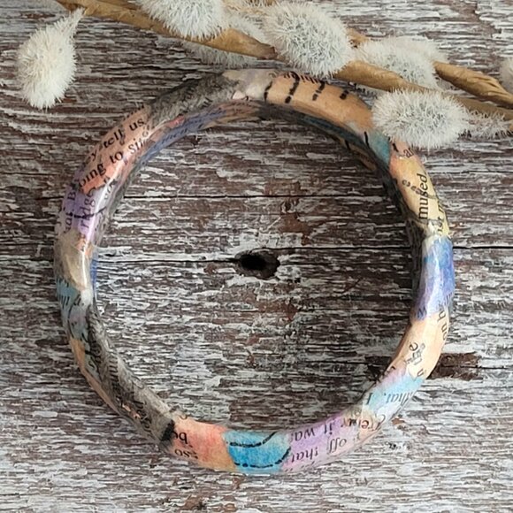 Handpainted Paper Mache Bangle - Picture 4 of 5